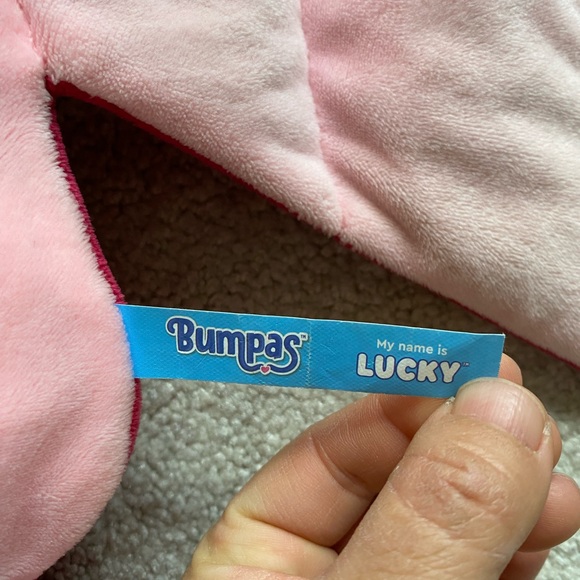 BUMPAS "Lucky" Weighted Plush Toy to Help Sleep, Stress, Anxiety - Pink/Magenta - Picture 7 of 13